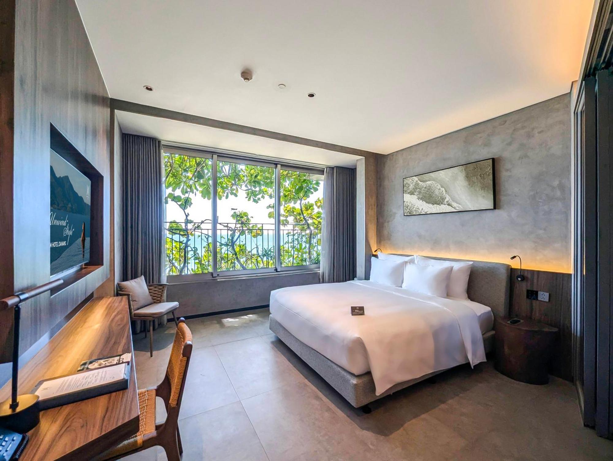 M Hotel Danang Exterior foto Deluxe Ocean View